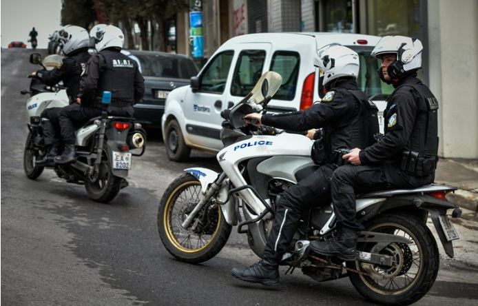 Το συγκινητικό  βίντεο της ΕΛΑΣ με τους αστυνομικούς που τραυματίστηκαν στους Αγίους Αναργύρους – «Είστε ήρωες»