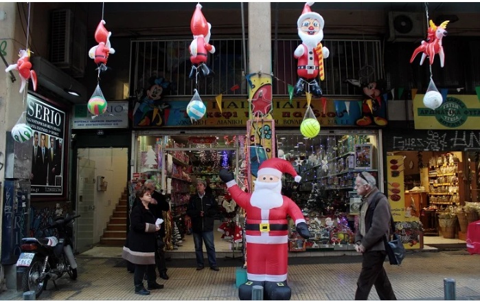 Εορταστικό ωράριο Χριστουγέννων: Ξεκινά την Κυριακή με ανοικτά καταστήματα
