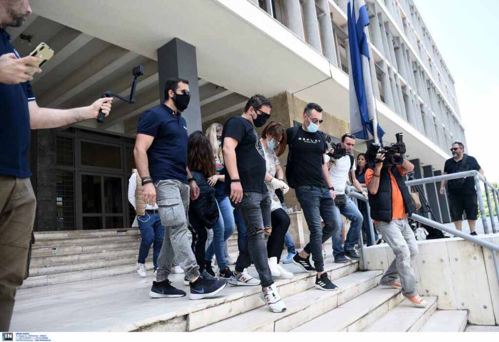 Θεσσαλονίκη – Εύοσμος: Τι κατέθεσαν μάνα και κόρη για τη δολοφονία του 49χρονου πατέρα