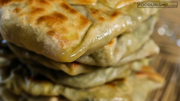 Καλτσούνια Λακωνίας, χειροποίητα πιταρούδια με χορταρικά