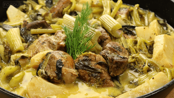 Χοιρινό πρασοσέλινο με αυγολέμονο