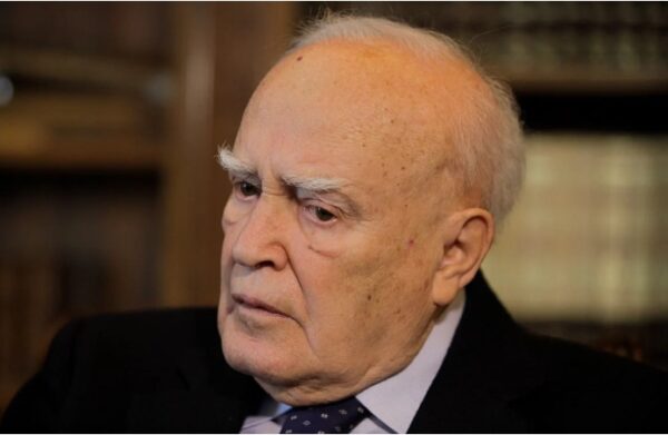 Κάρολος Παπούλιας: Με τιμές αρχηγού κράτους η κηδεία του