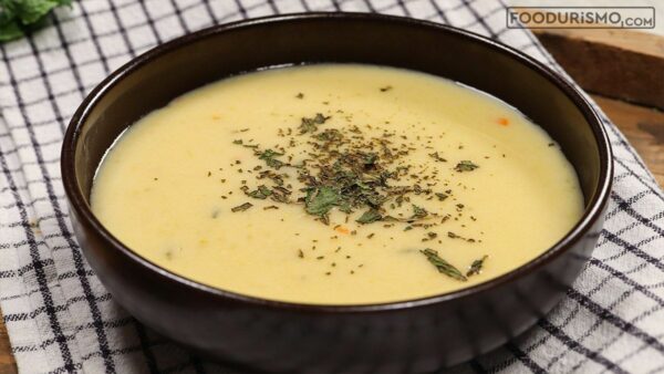 Τανωμένος σορβάς, η Ποντιακή γιαουρτόσουπα