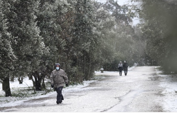 Προ των πυλών διπλό κύμα ψύχους – «Έρχονται χιόνια και στην Αττική»