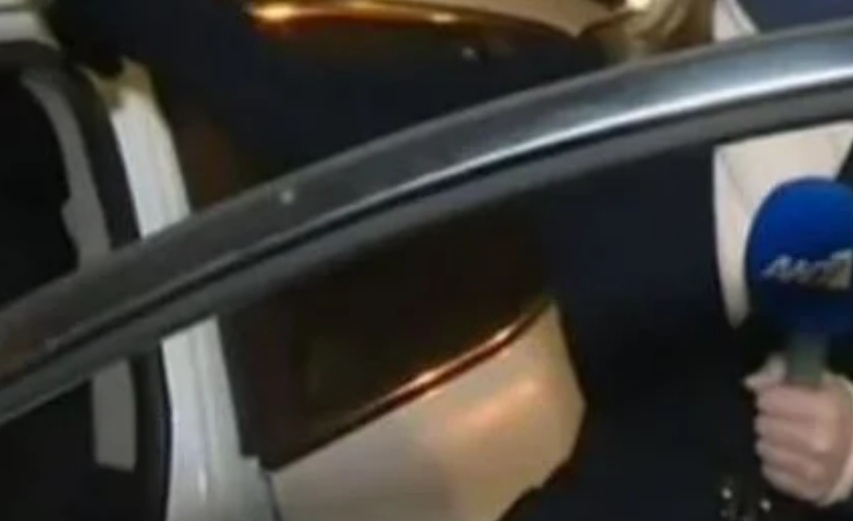 Απίστευτο συμβάν: Έκλεβαν πασίγνωστη δημοσιογράφο ενώ έκανε ζωντανή σύνδεση!