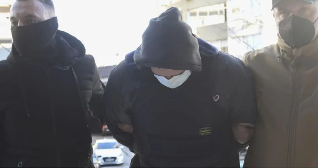 Xειροπέδες στην  “παρέα” που σκότωσε τον  Άλκη: Στον ανακριτή 8 συλληφθέντες – Απολογείται ο 23χρονος