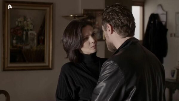 Σασμός-Sneak Preview:  Η Βασιλική “επιστρέφει” στον Μαθιό