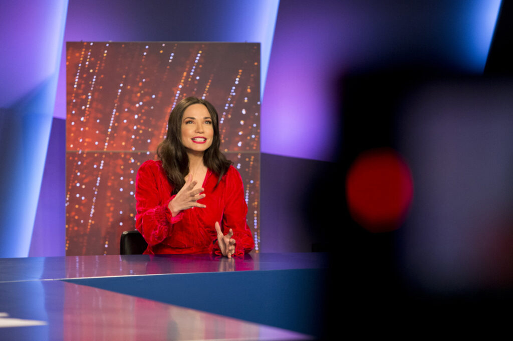 Κατερίνα Γερονικολού: Ζηλεύει όταν ο Γιάννης Τσιμιτσέλης έχει ερωτική σκηνή με άλλη ηθοποιό;