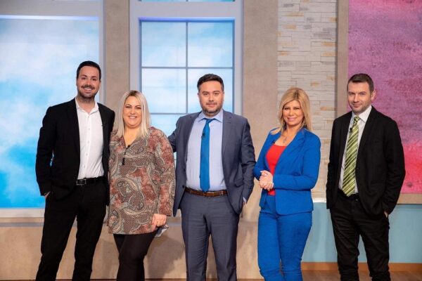 Οι “Αλήθειες με τη Ζήνα” χάρισαν και χθες την πρωτιά στη Ζήνα Κουτσελίνη και τους συνεργάτες της