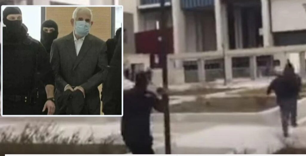Χάος στη δίκη Φιλιππίδη – Τον φυγάδευσαν τρέχοντας