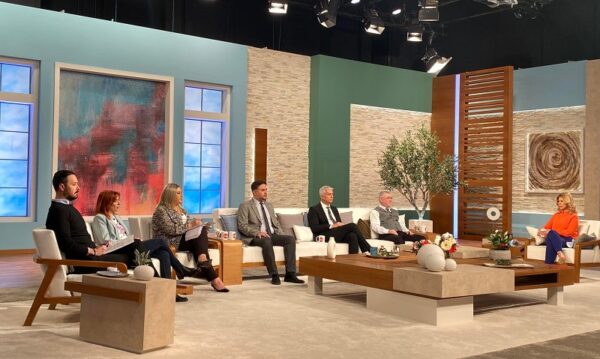 “Τρέλαναν” τα μηχανάκια τηλεθέασης οι “Αλήθειες με τη Ζήνα” την Τρίτη φτάνοντας το 31,1%