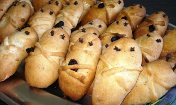 Παραδοσιακή συνταγή για τα πιο νόστιμα Λαζαράκια για το Σάββατο