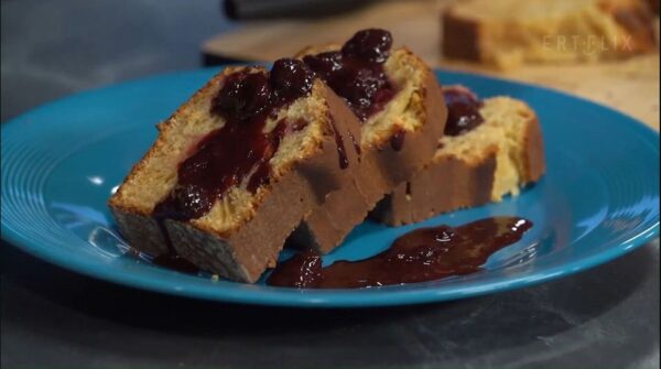 Κέικ γιαουρτιού με βύσσινο