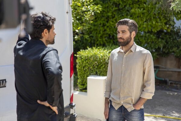 “Σασμός”:  Ο Αστέρης πέφτει πάνω στον Σταύρο και η γνωριμία τους είναι γεγονός. Θα του αποκαλύψει όμως την ταυτότητα του;