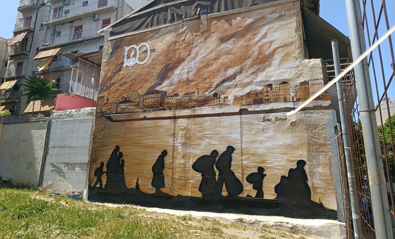 Οι “Αλήθειες με τη Ζήνα” συνεχίζουν το αφιέρωμα στα 100 χρόνια από τη Μικρασιατική Καταστροφή με συγκινητικές μαρτυρίες