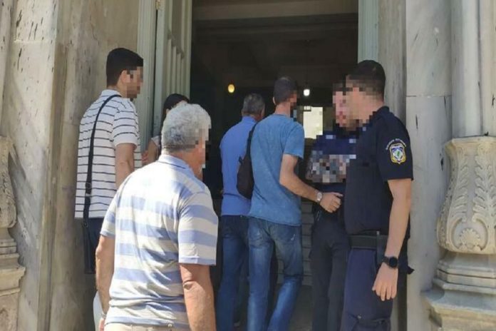 Κρήτη:«Δεν άντεξα να δω το βίντεο με τον βιασμό του 14χρονου γιου μου» – Ξεσπά ο πατέρας