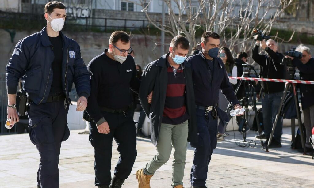Δίκη προπονητή Ιστιοπλοΐας: Η 21χρονη Αμαλία ξέσπασε σε λυγμούς – Αποχώρησε ο Μαντάς