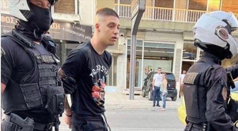 Trannos: «Ήταν τρομαγμένος, καμία σχέση με τα βίντεο κλιπ», λέει αστυνομικός που τον συνέλαβε