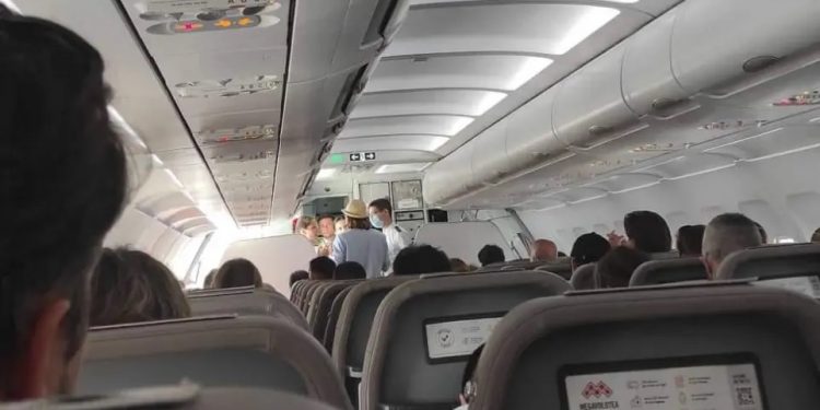 167 επιβάτες επιβιβάστηκαν στην πτήση -Το πλήρωμα αρνήθηκε να… πετάξει!