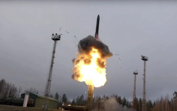 Σοκάρει η επιστημονική μελέτη για πυρηνικό πόλεμο – Απειλή αφανισμού του ανθρώπινου γένους