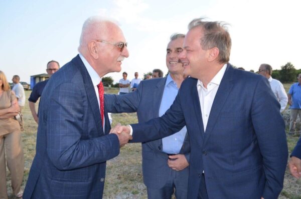 Σημειολογική βράβευση του Γιώργου Τσούκαλη στην Αμφίπολη (Photos)