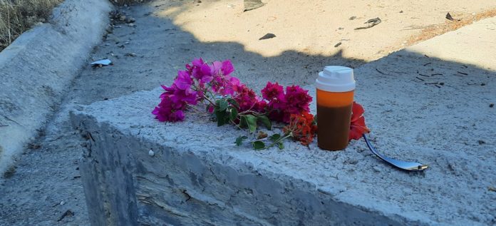 Κρήτη- Λίγα λουλούδια κι ένας καφές για τον αδικοχαμένο  27χρονο Γιώργο