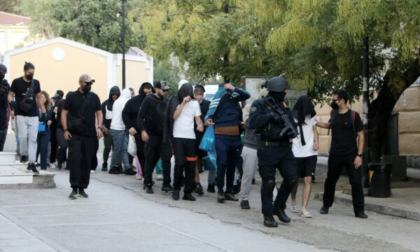 Πολυτεχνειούπολη: Οι διάλογοι του «Τζούλιο» με τους αστυνομικούς – «Θα σας κάψω ζωντανούς»