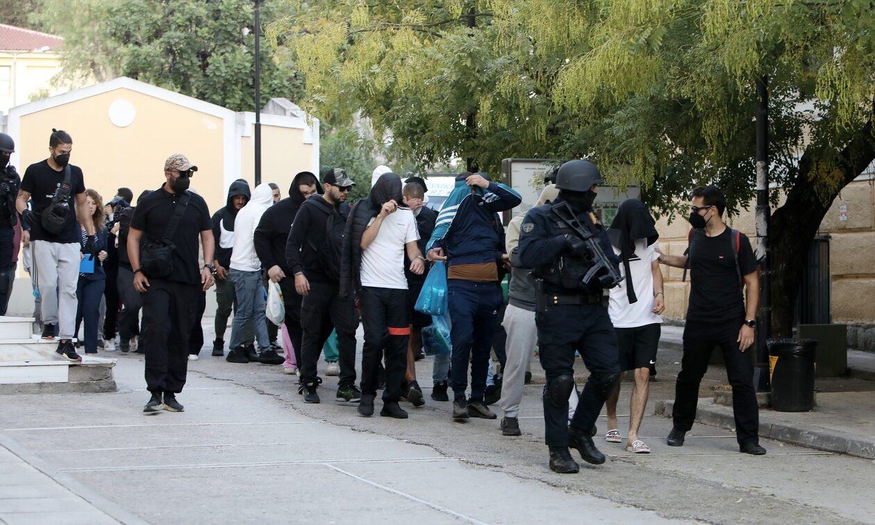 Πολυτεχνειούπολη: Οι διάλογοι του «Τζούλιο» με τους αστυνομικούς – «Θα σας κάψω ζωντανούς»