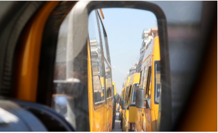 Ασπρόπυργος: Εξάχρονο παιδί ξεχάστηκε σε σχολικό – Συνελήφθησαν ο οδηγός και η συνοδός