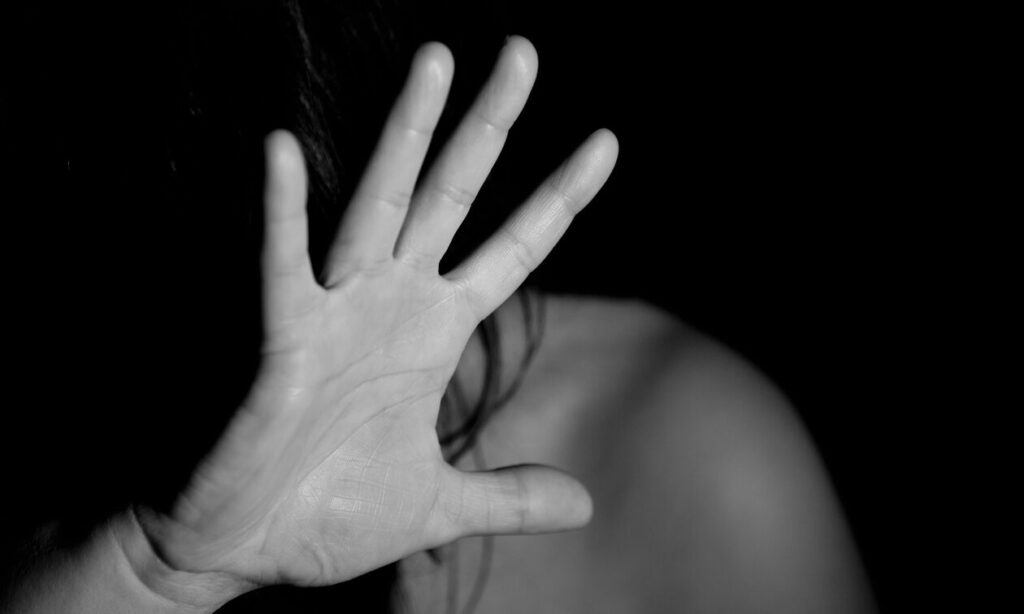 Κοζάνη: Νέα καταγγελία για ενδοοικογενειακή βία – Χτύπησε και απείλησε την 39χρονη σύζυγο του