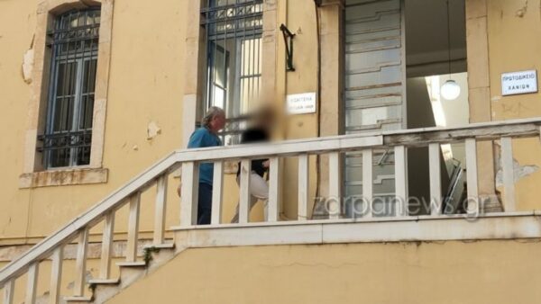 Ώρα απολογιών για τον oμαδικό βιασμό που κατήγγειλε η 21χρονη στα Χανιά