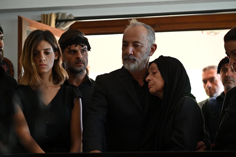 Σασμός-Sneak Preview:  Η Μαρίνα σε μια τετ-α-τετ συνάντηση συγκρούεται με τον Παύλο