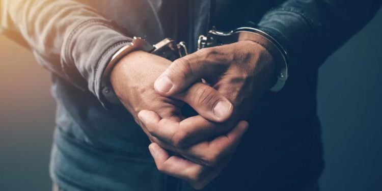 Είχε αποπλανήσει ανήλικο στο Ηράκλειο και συνελήφθη στη Φλώρινα