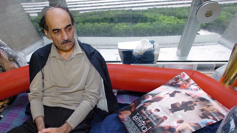 Ο Ιρανός που ενέπνευσε την ταινία «Terminal» πέθανε στο αεροδρόμιο όπου έζησε για… 18 χρόνια!