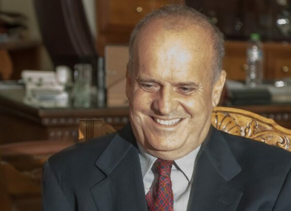 Ο Κώστας Λούλης απαντά αποκλειστικά στο TheNewspaper.gr για τα δημοσιεύματα της δήθεν αγοραπωλησίας των σπιτιών του από την «Κιβωτό του Κόσμου»