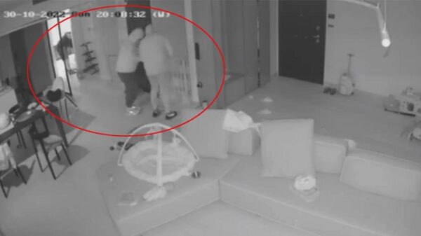 Θεσσαλονίκη: Διαρρήκτες ξάφρισαν σε δύο λεπτά μεζονέτα στη Θέρμη – Βίντεο ντοκουμέντο