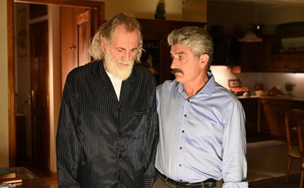 Σασμός-Sneak Preview:  Η κατάρρευση του παπα-Μιχάλη  αναστατώνει το χωριό!