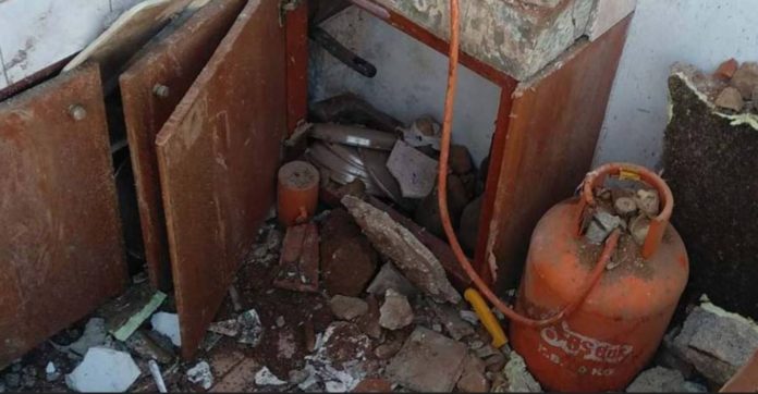 Κρήτη: Συγκλονιστικές εικόνες από το σπίτι που καταπλάκωσε την γυναίκα