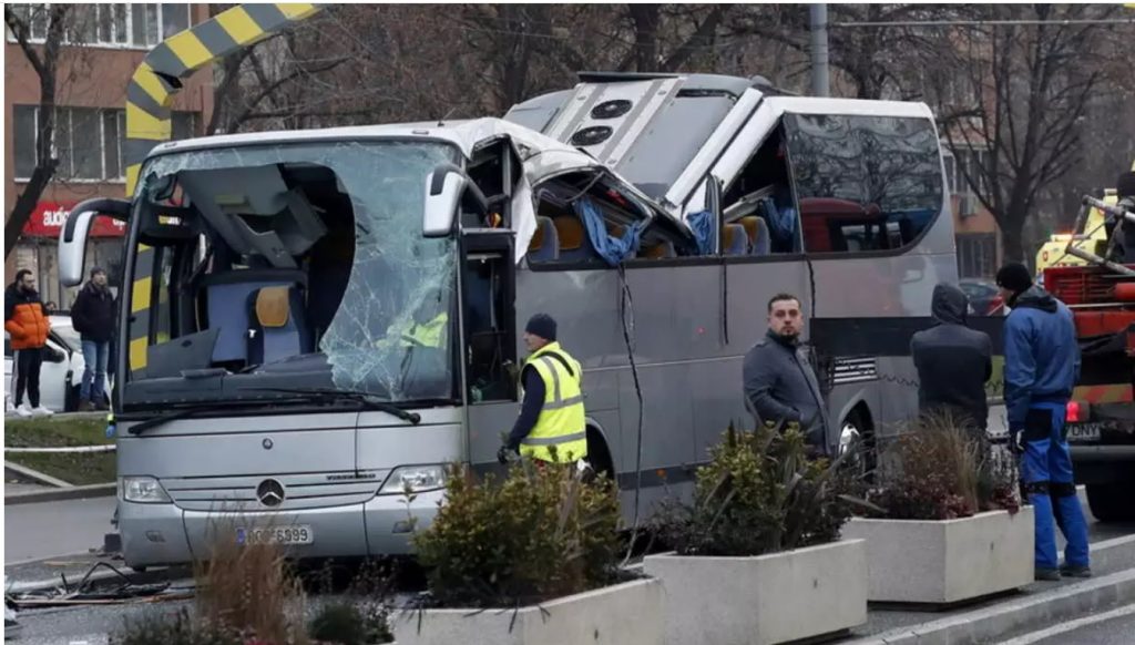 Τροχαίο δυστύχημα στο Βουκουρέστι: Τι λέει ο Βολιώτης οδηγός του λεωφορείου