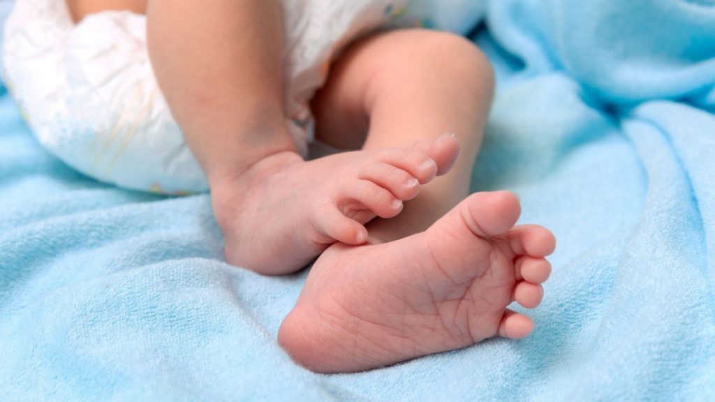 Ελεύθερη η 27χρονη μητέρα που εγκατέλειψε το λίγων ωρών μωράκι της στην Ξάνθη: «Δεν ήξερε κανείς για την εγκυμοσύνη – Δεν είχα γάλα να ταΐσω το παιδί»