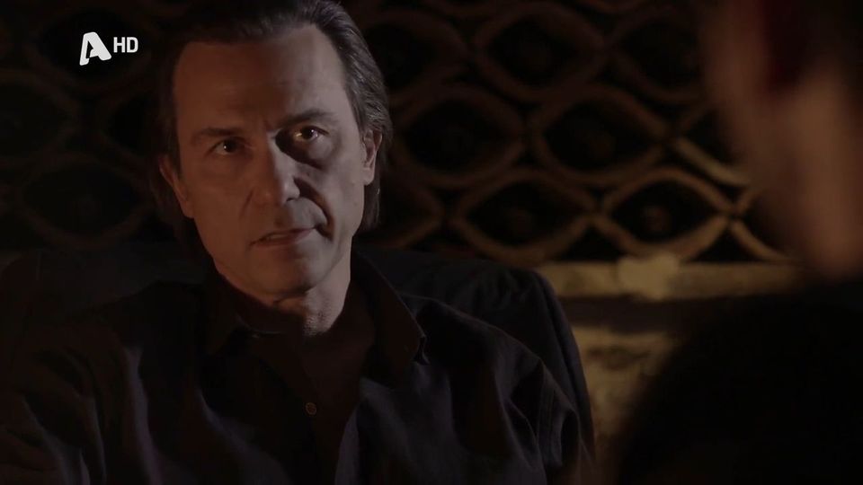 Σασμός-Sneak Preview: Ο Λευτέρης υποψιάζεται πως ο Ευθύμης τον έχει καταλάβει