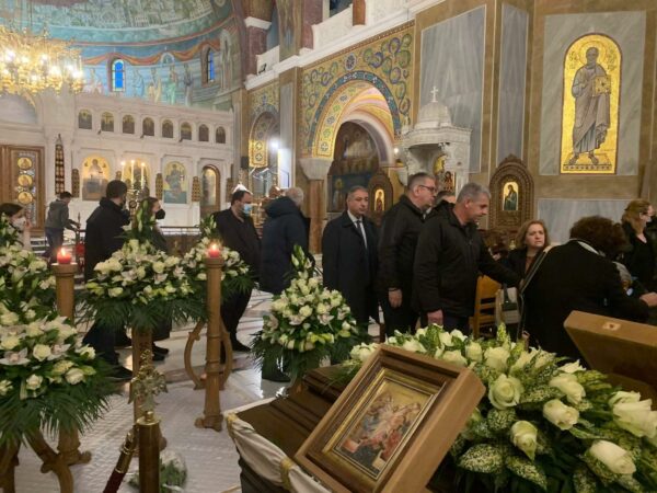 Παναγιώτης Τζένος: Το τελευταίο «αντίο» στον δημοσιογράφο. Δείτε φωτογραφίες και βίντεο