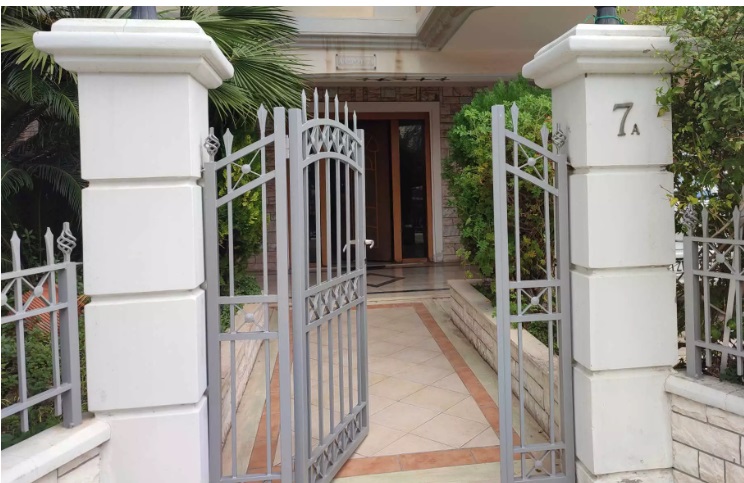 Απαγχονισμό και δέκα σπασμένα πλευρά δείχνει η ιατροδικαστική εξέταση για τον 50χρονο στο Μοσχάτο-Τα αναπάντητα ερωτήματα