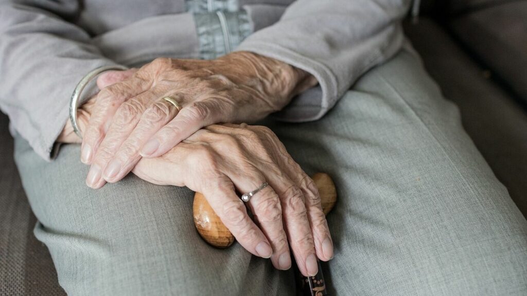 Φρίκη σε γηροκομείο στον Κορυδαλλό – Από το 2020 είχε ανακληθεί η άδεια λειτουργίας