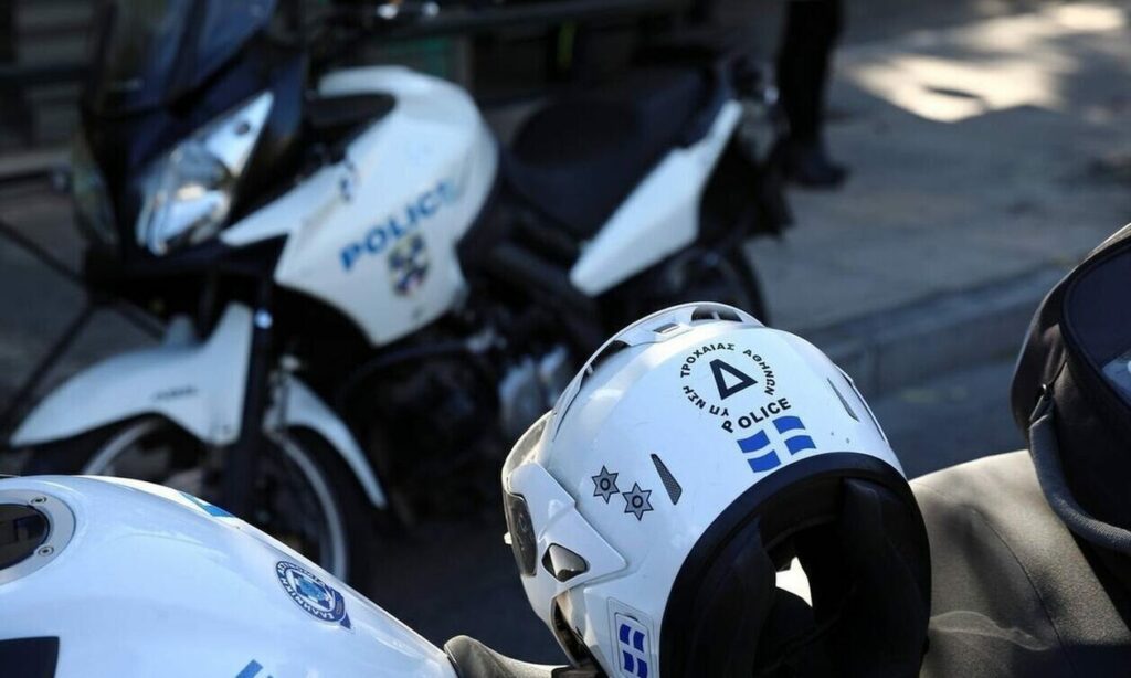 Διέρρηξαν το αυτοκίνητο γνωστού μπασκετμπολίστα στο κέντρο της Αθήνας