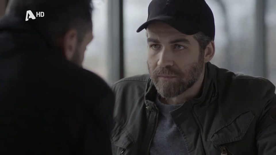 Σασμός-Sneak Preview: Ο Σταύρος θέλει να το σκάσει, Μαθιός και Αστέρης τον καταδιώκουν