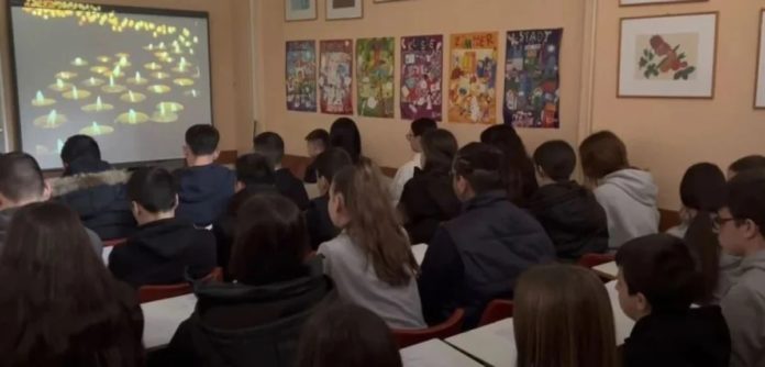 Τέμπη: Συγκινητικό βίντεο – Μαθητές διασκεύασαν το «Φιλαράκι»