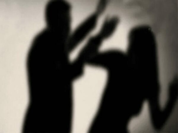 Άγρια επίθεση στην Κρήτη: Την άρπαξε από τα μαλλιά και την έριξε στο οδόστρωμα