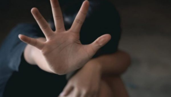 Στον ανακριτή σήμερα οι ανήλικοι για τον βιασμό της 22χρονης στον Τύρναβο