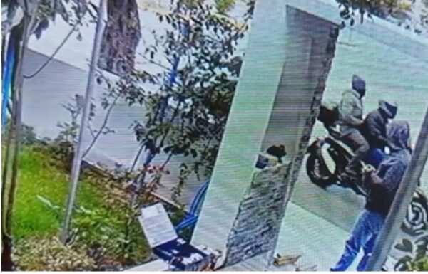 Γιώργος Καραϊβάζ: Αυτό είναι το προφίλ των δύο συλληφθέντων για την δολοφονία του δημοσιογράφου – Αναζητείται και τρίτο πρόσωπο